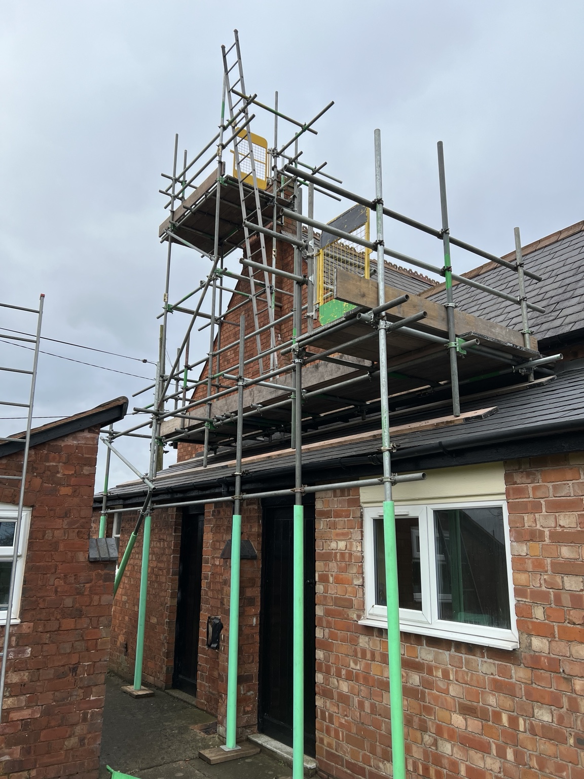 Winsford: scaffolding for chimney repair